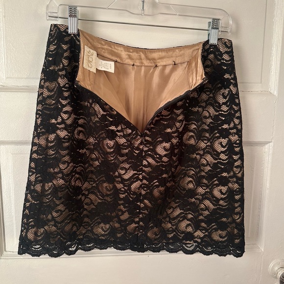 Cache Floral Lace Mini Skirt Scalloped Hem Sz 8 Y2K Feminine Classic Glam - Picture 9 of 13